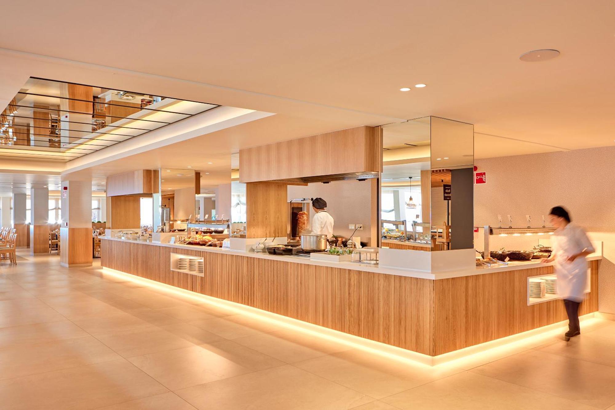 פגוארה Universal Hotel Lido Park & Spa מראה חיצוני תמונה